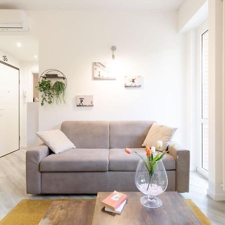 New! Milano - Flowers Home Cusano Milanino Экстерьер фото